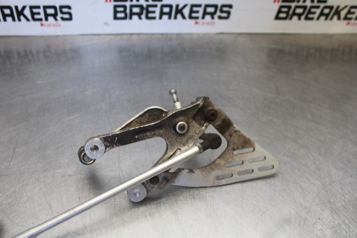 05 YAMAHA YZF R6 LEFT REARSET REAR SET FOOT PEG W SHIFTER BB894