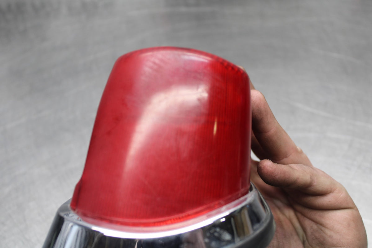 2006 Suzuki Boulevard C90 TAILLIGHT REAR TAIL BRAKE LIGHT BB849