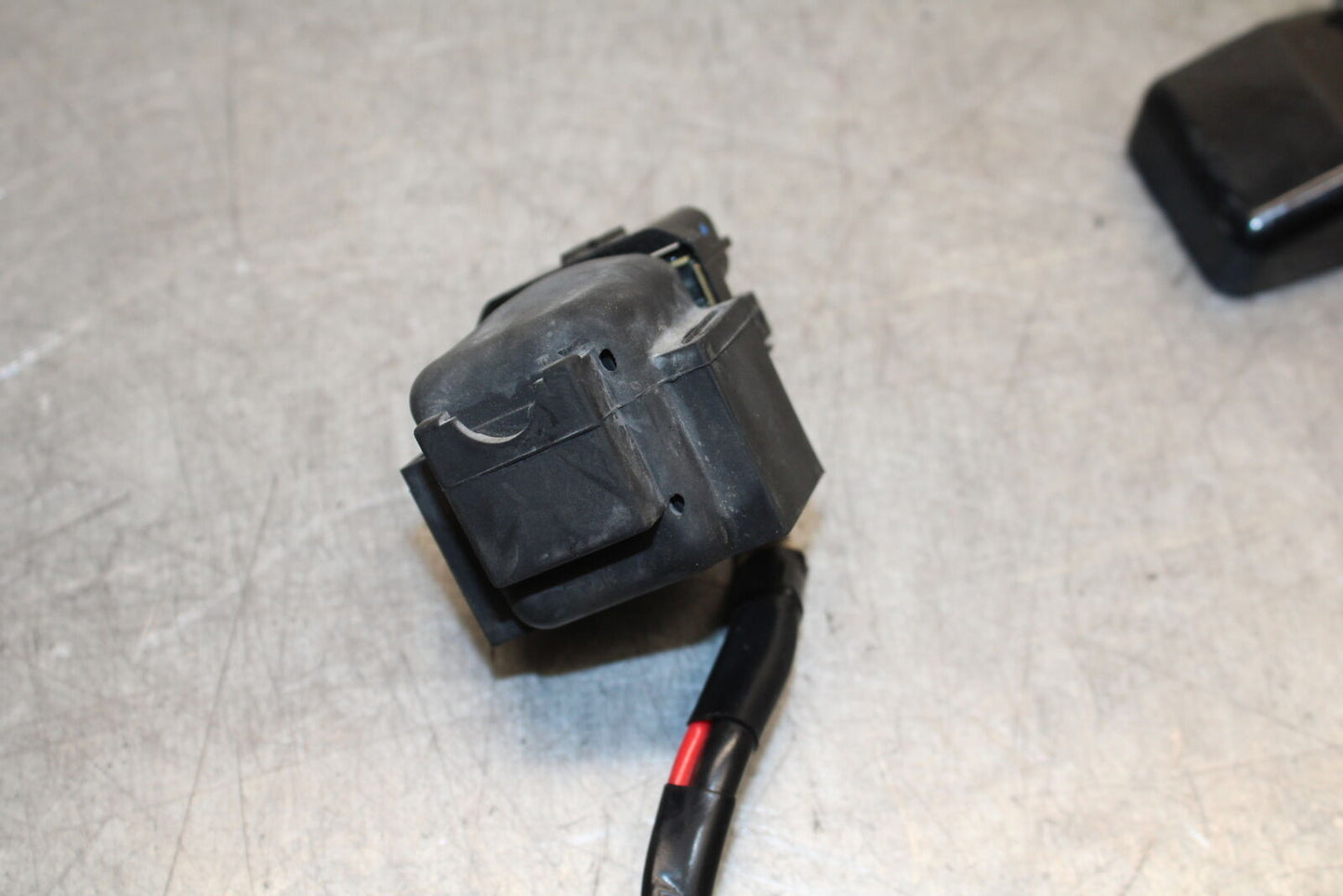 16 KAWASAKI NINJA ZX10R STARTER RELAY  27010-0773 BB650