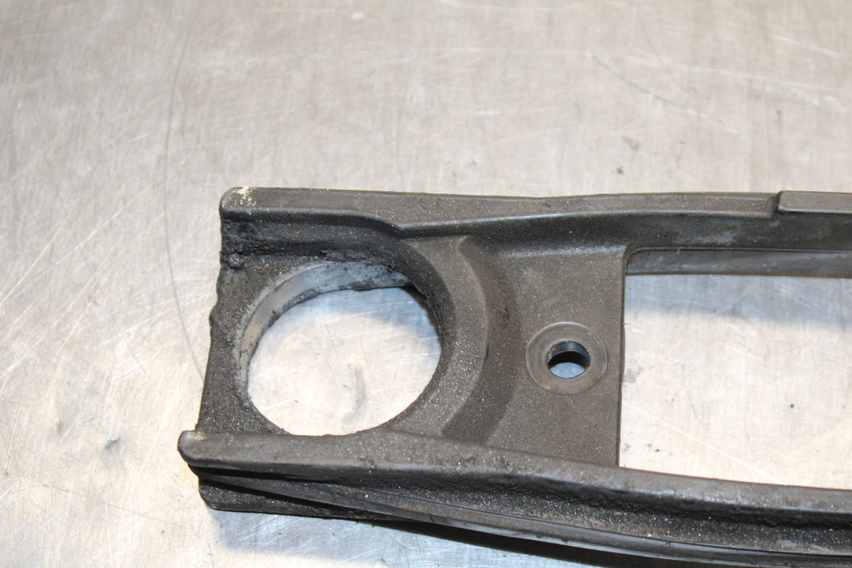 08-10 SUZUKI GSXR 600 SWINGARM CHAIN BUFFER SLIDER GUIDE BB130