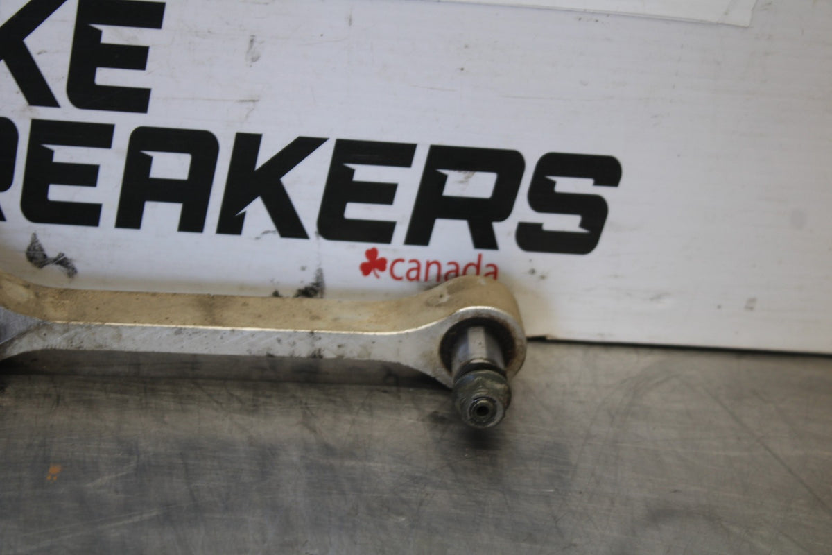 03-04 YAMAHA YZF R6S REAR DOGBONE SHOCK LINKAGE LINK BB890