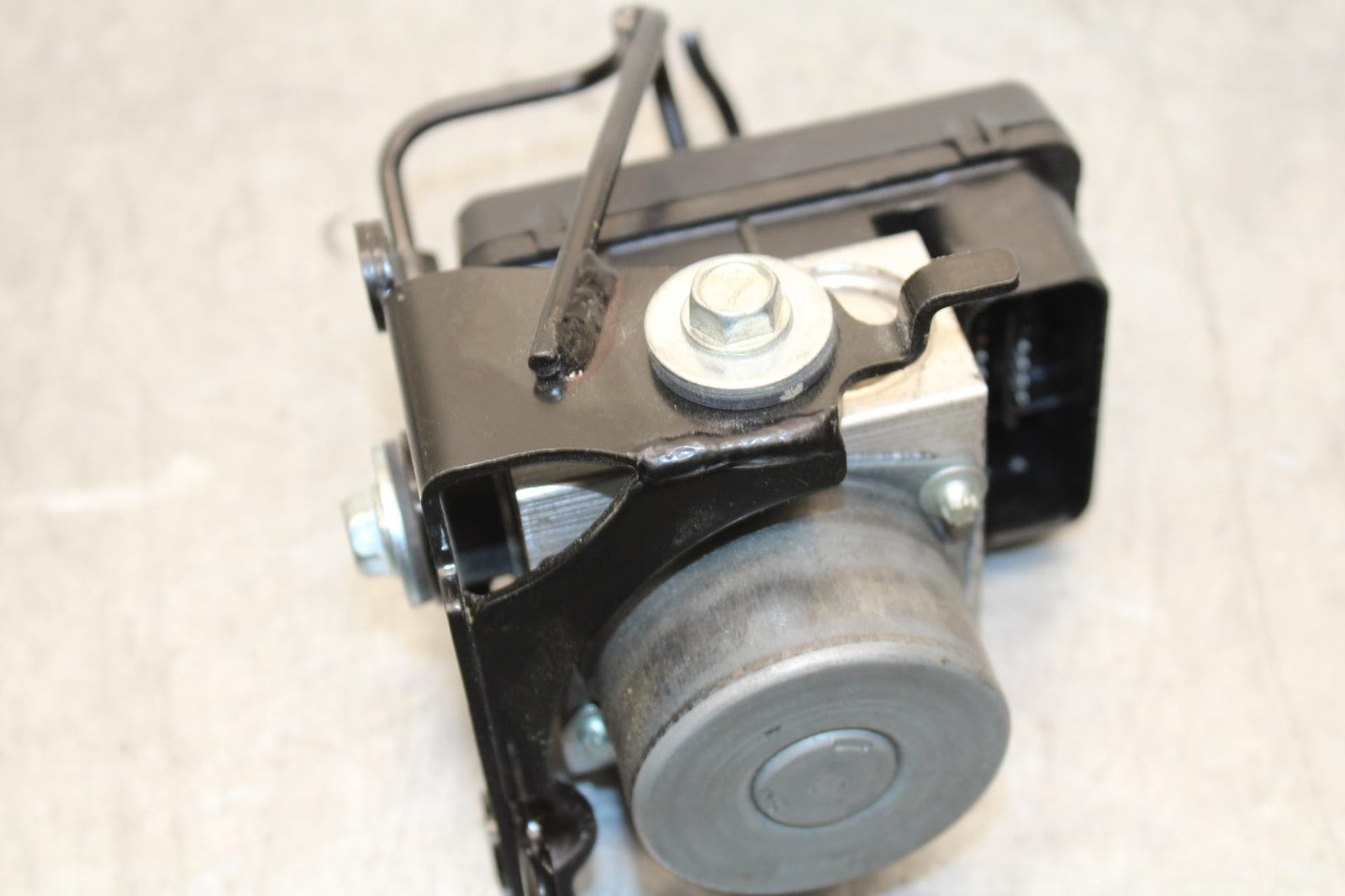 2014 Kawasaki Ninja 650 EX650E ABS PUMP UNIT MODULE BB569