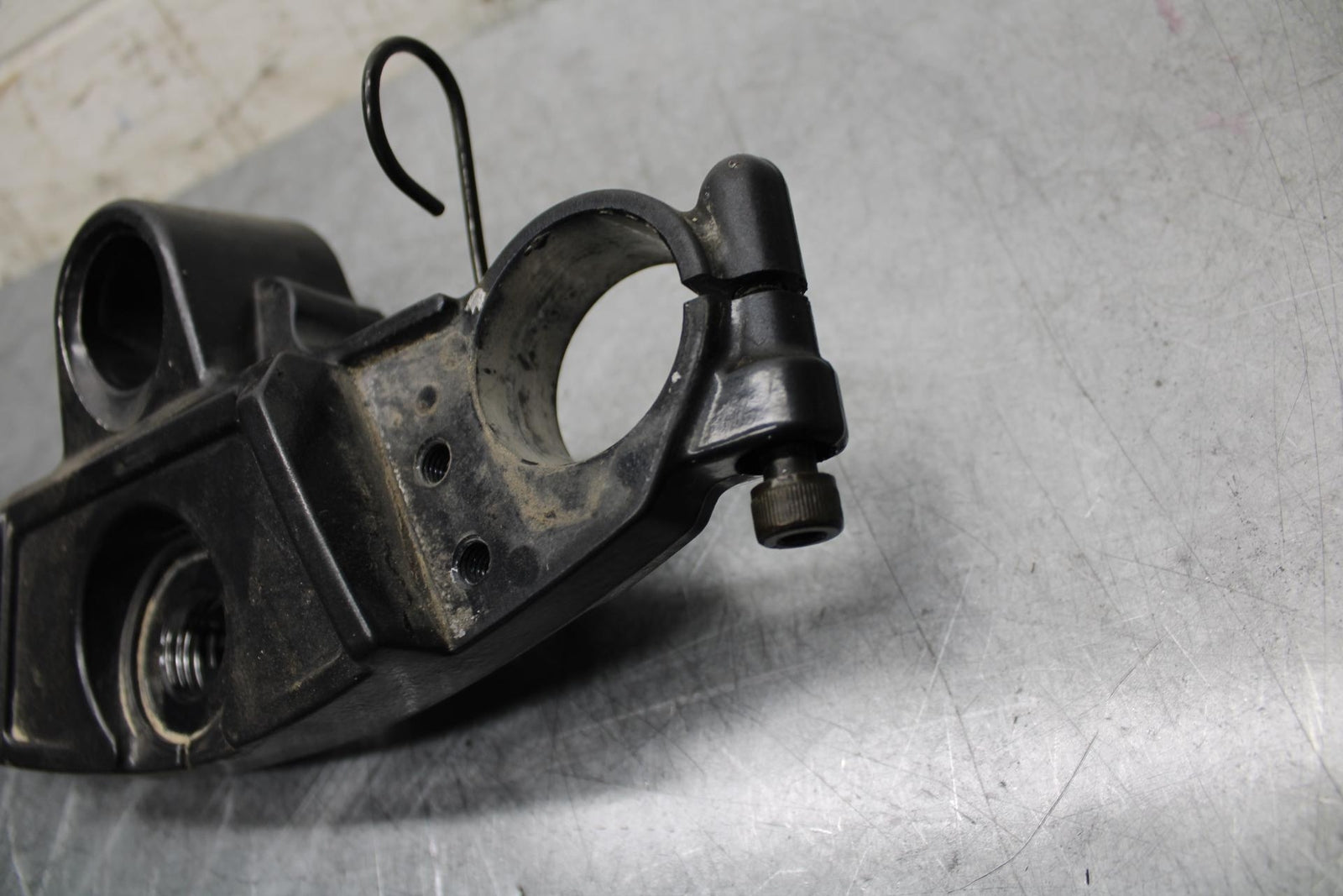 2001 Kawasaki Ninja ZX6 ZX600E FORKS UPPER TRIPLE TREE CLAMP BB547