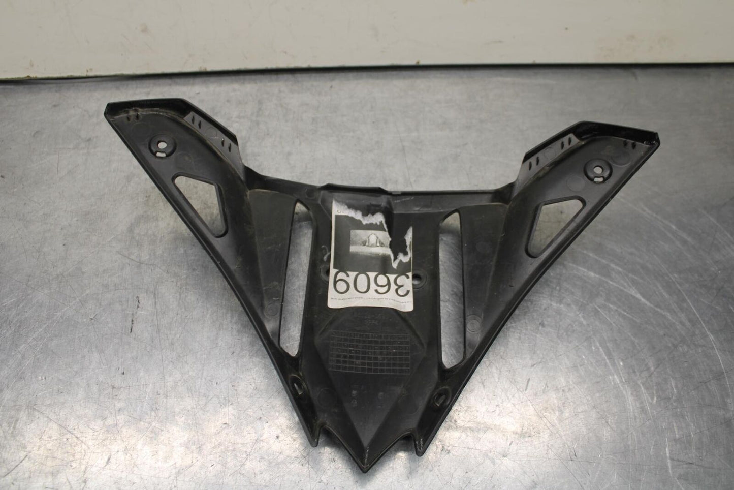 17-20 KAWASAKI NINJA 650 EX650 ABS FRONT CENTER COWL FAIRING BB88