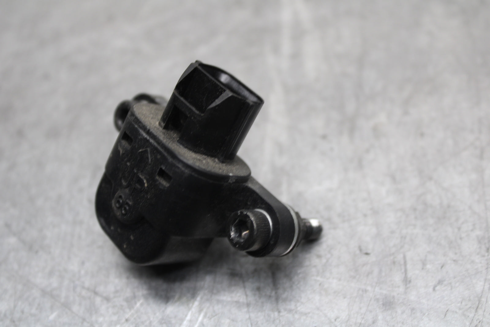 13-18 KAWASAKI NINJA ZX6R TIP OVER BANK ANGLE CRASH SENSOR  21176-0026 BB666