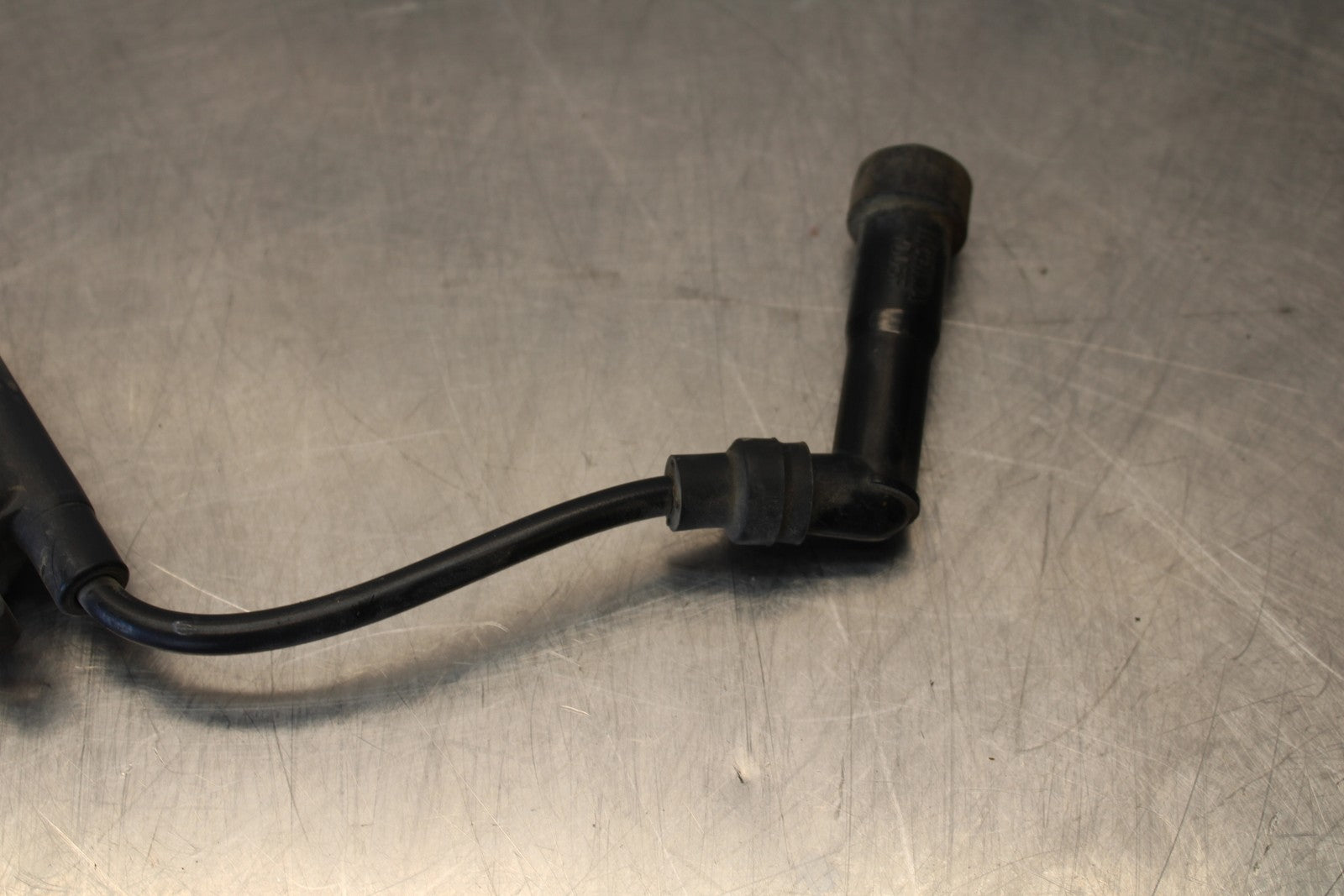 08-18 KAWASAKI KLR650 IGNITION COIL SPARK PLUG CAP  BB183