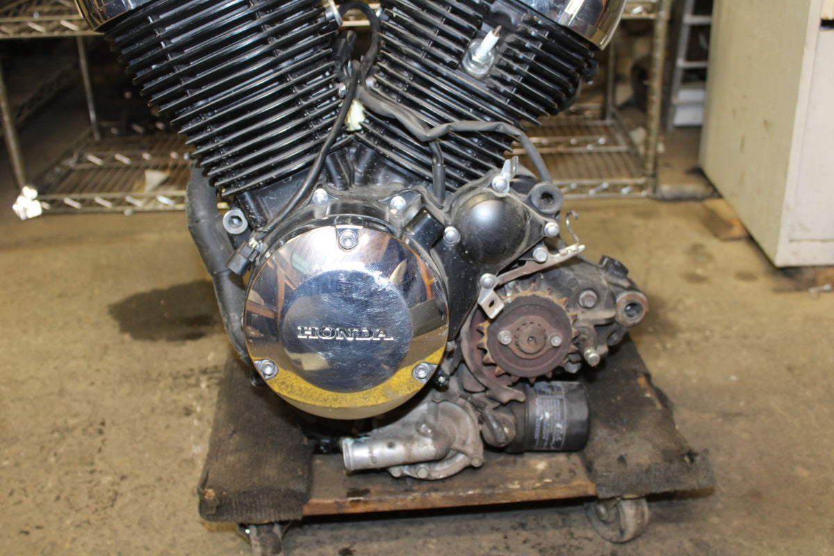 10-13 HONDA SHADOW RS 750 VT750RS ENGINE MOTOR  BB718