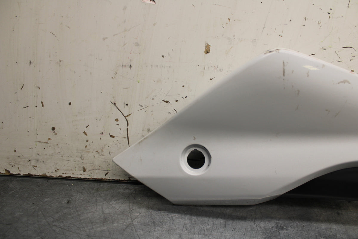 15-16 HONDA CB300F LEFT REAR BACK TAIL FAIRING COWL SHROUD BB740