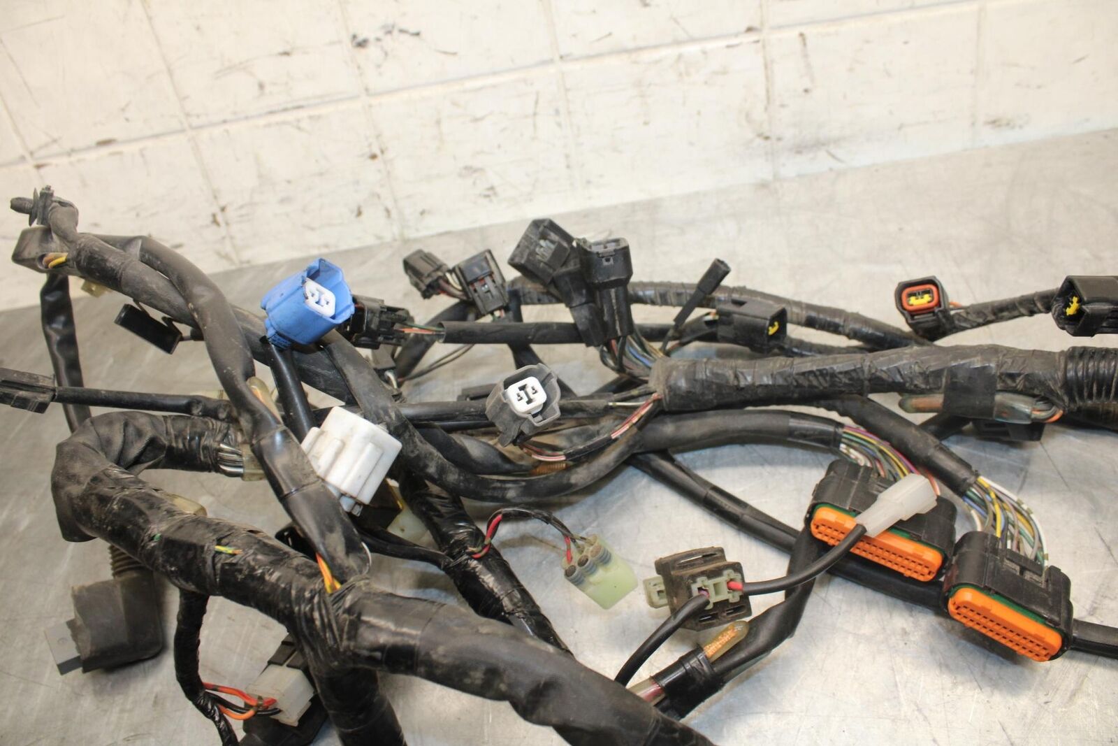 2016 Suzuki Bandit  GSF1250SA ABS MAIN ENGINE WIRING HARNESS MOTOR WIRE BB509