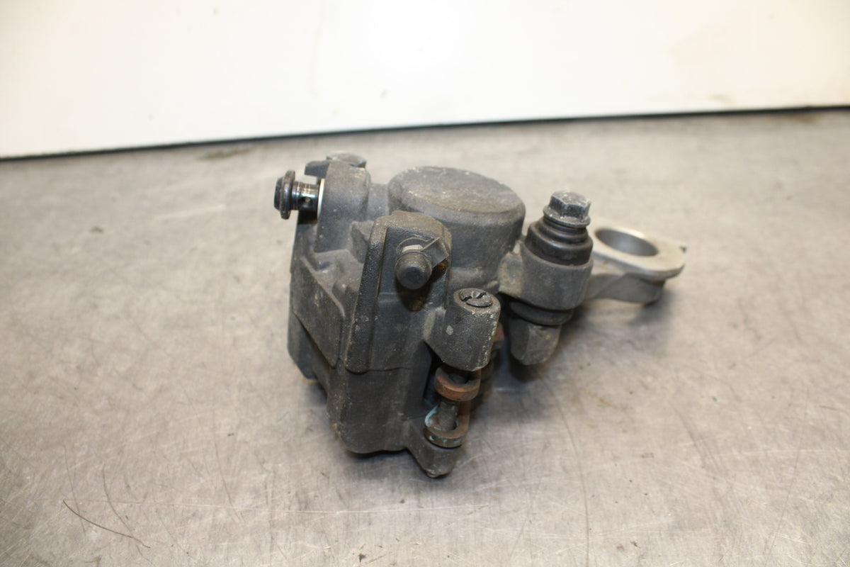 09-14 YAMAHA YZF R1 REAR BACK BRAKE CALIPER W MOUNT BRACKET BB118