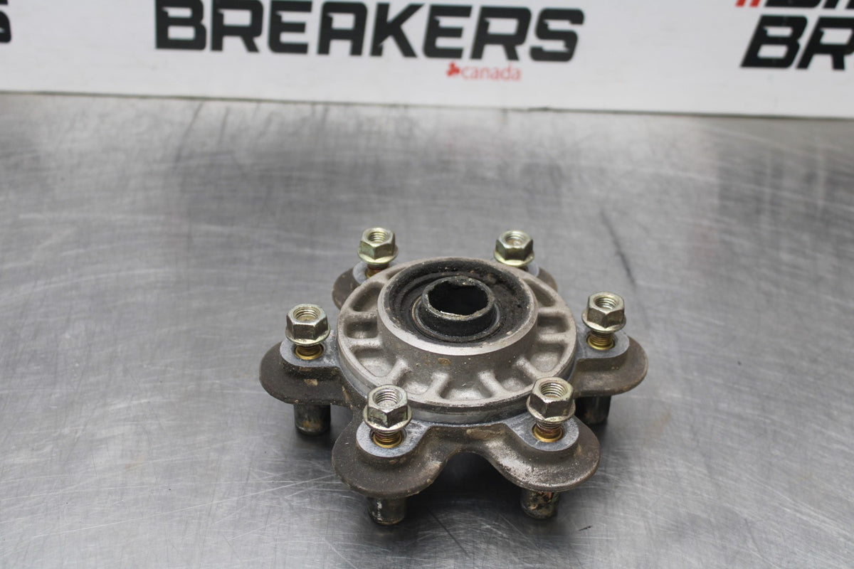 02 DUCATI MONSTER 620 REAR BACK SPROCKET HUB BB851