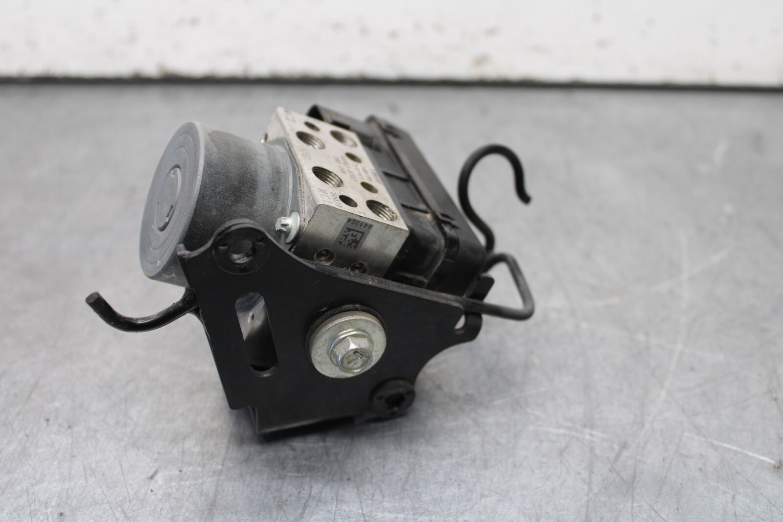 12-17 KAWASAKI ER-6N Z650 ABS PUMP UNIT MODULE BB709