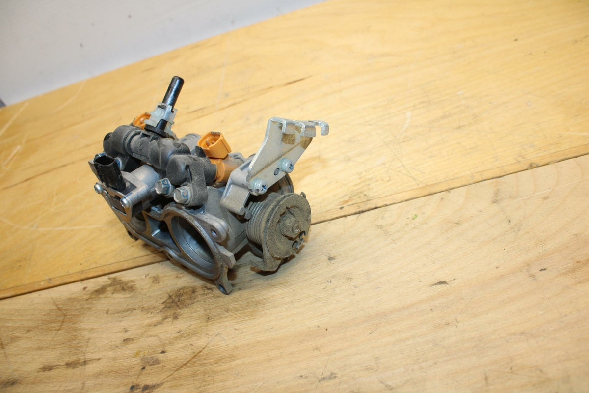 13-15 HONDA CBR500R MAIN FUEL INJECTORS / THROTTLE BODIES 16400-MGZ-A02 BB315