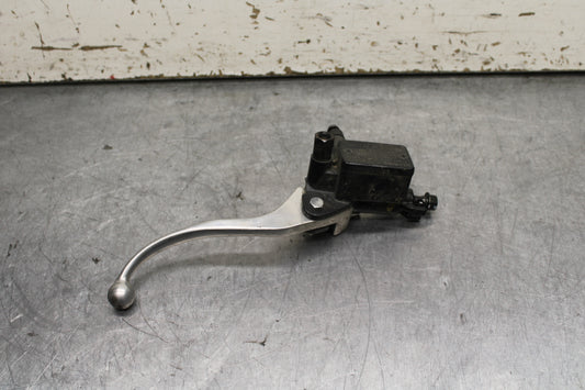 15-16 HONDA CB300F FRONT BRAKE MASTER CYLINDER w/ LEVER BB740