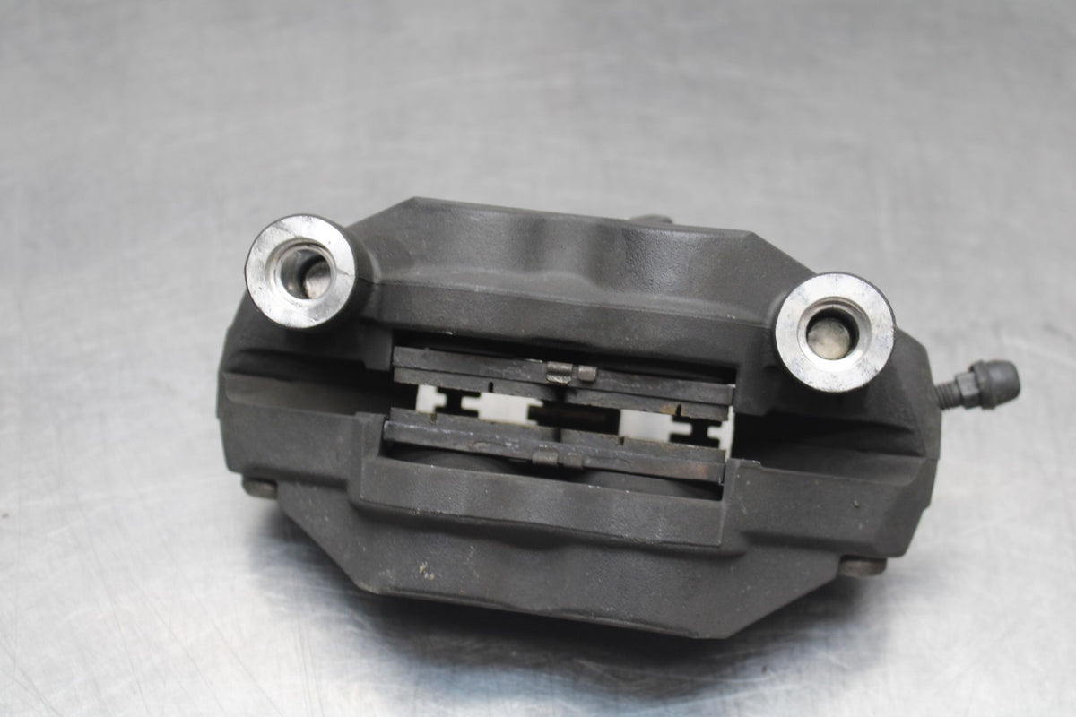 06-07 SUZUKI GSXR 600 RIGHT LEFT FRONT BRAKE CALIPER SET PAIR CALIPERS BB822