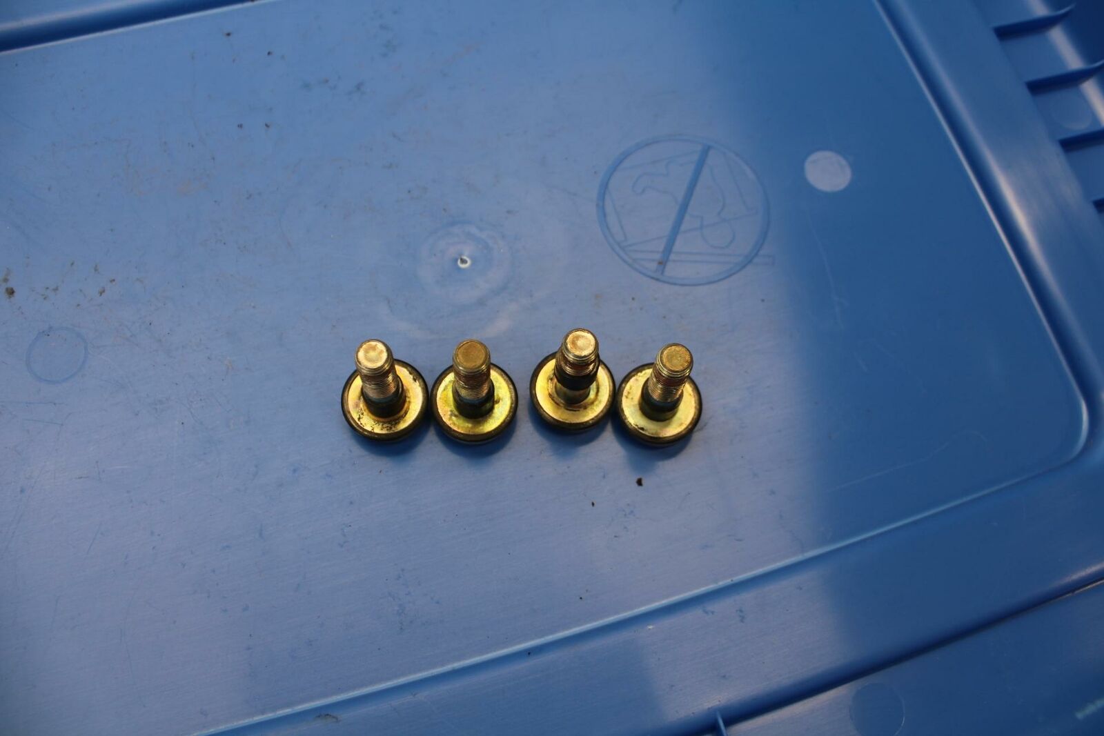 09-14 YAMAHA YZF R1 REAR BACK SUBFRAME SUB FRAME MOUNTING BOLTS BB286