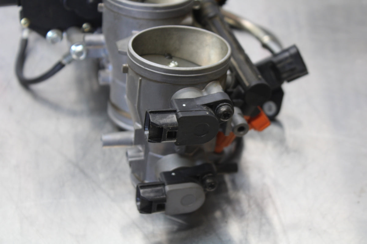 07 KAWASAKI Z1000 MAIN FUEL INJECTORS / THROTTLE BODIES BB148