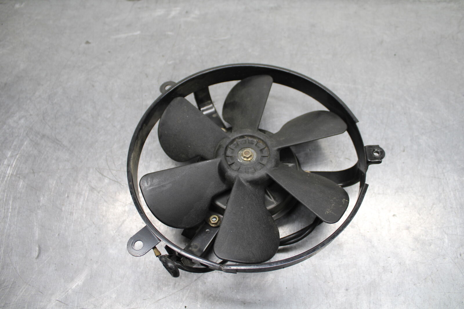 1998 Honda Valkyrie 1500 GL1500C ENGINE RADIATOR COOLING FAN BB116