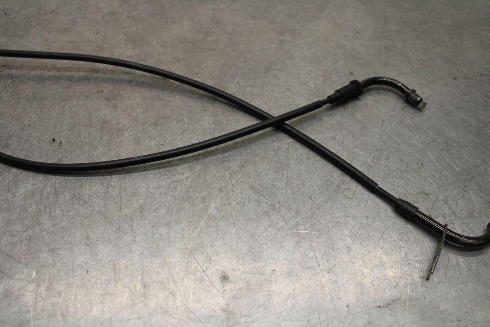 06-07 SUZUKI GSXR750 THROTTLE CABLES LINES 58300-01H00 58300-02H10 BB670