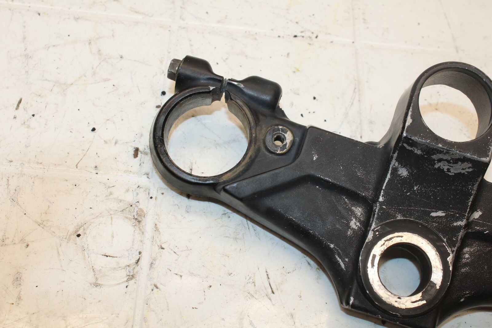 86-89 YAMAHA FJ1200 FORKS UPPER TRIPLE TREE CLAMP BB11