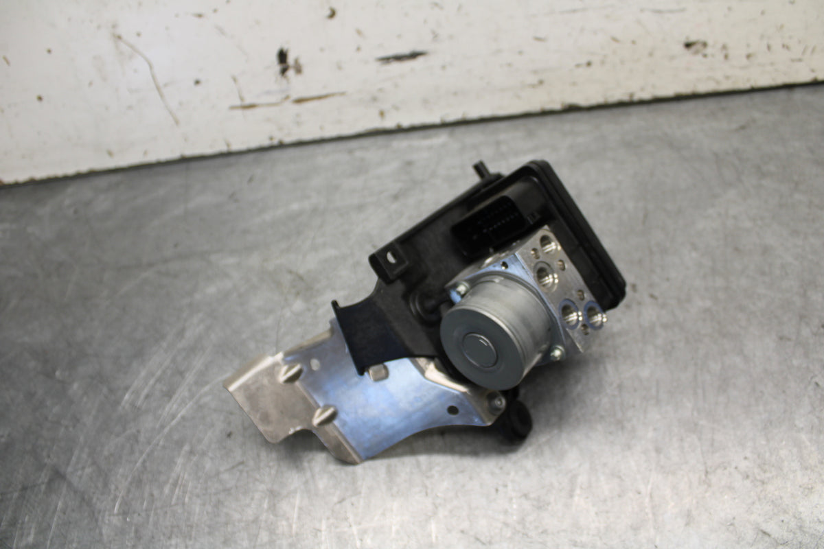 21-24 APRILIA RSV4 ABS PUMP UNIT MODULE BB668