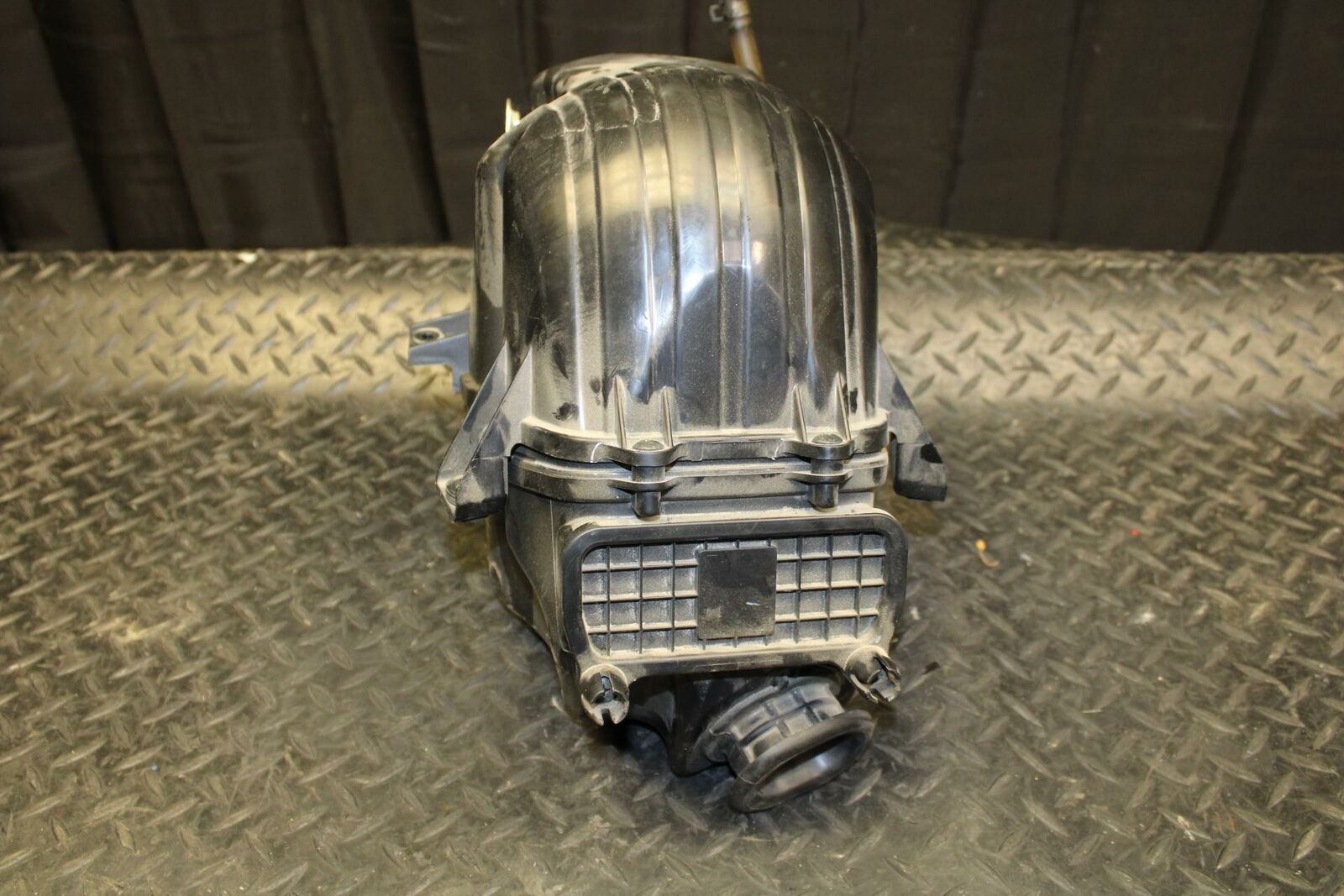 15-19 HONDA CBR300R AIRBOX AIR INTAKE FILTER BOX BB175