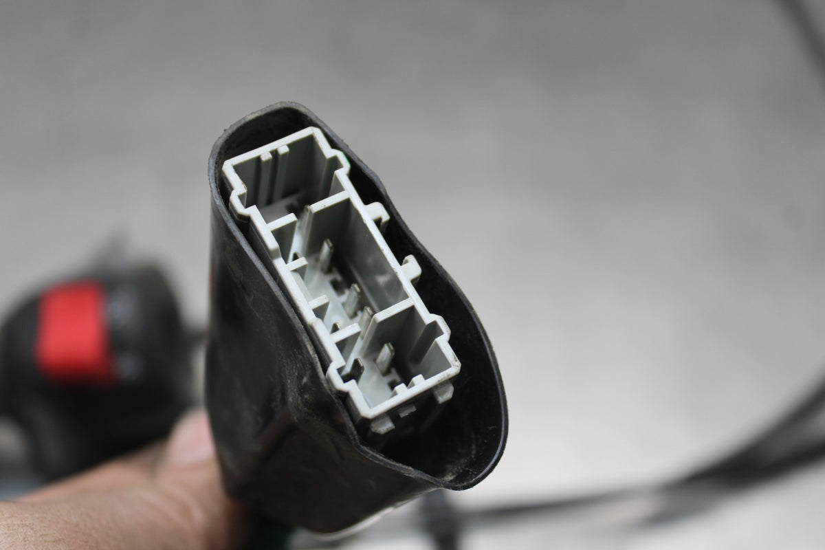 18 HONDA CB500F RIGHT CLIP ON HANDLE KILL OFF START SWITCH SWITCHES BB860
