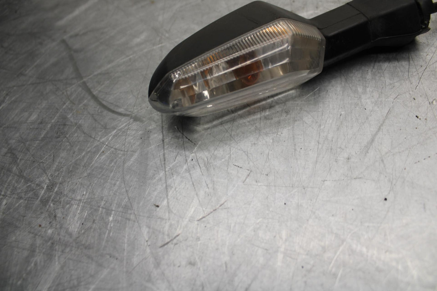 11-14 KAWASAKI VERSYS 650 LE 650C RIGHT FRONT TURN SIGNAL LIGHT INDICATOR BB498