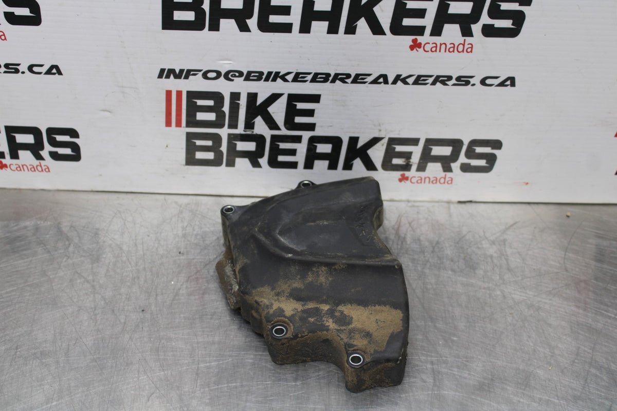 24-25 KAWASAKI NINJA ZX6R ENGINE SPROCKET COVER BB785