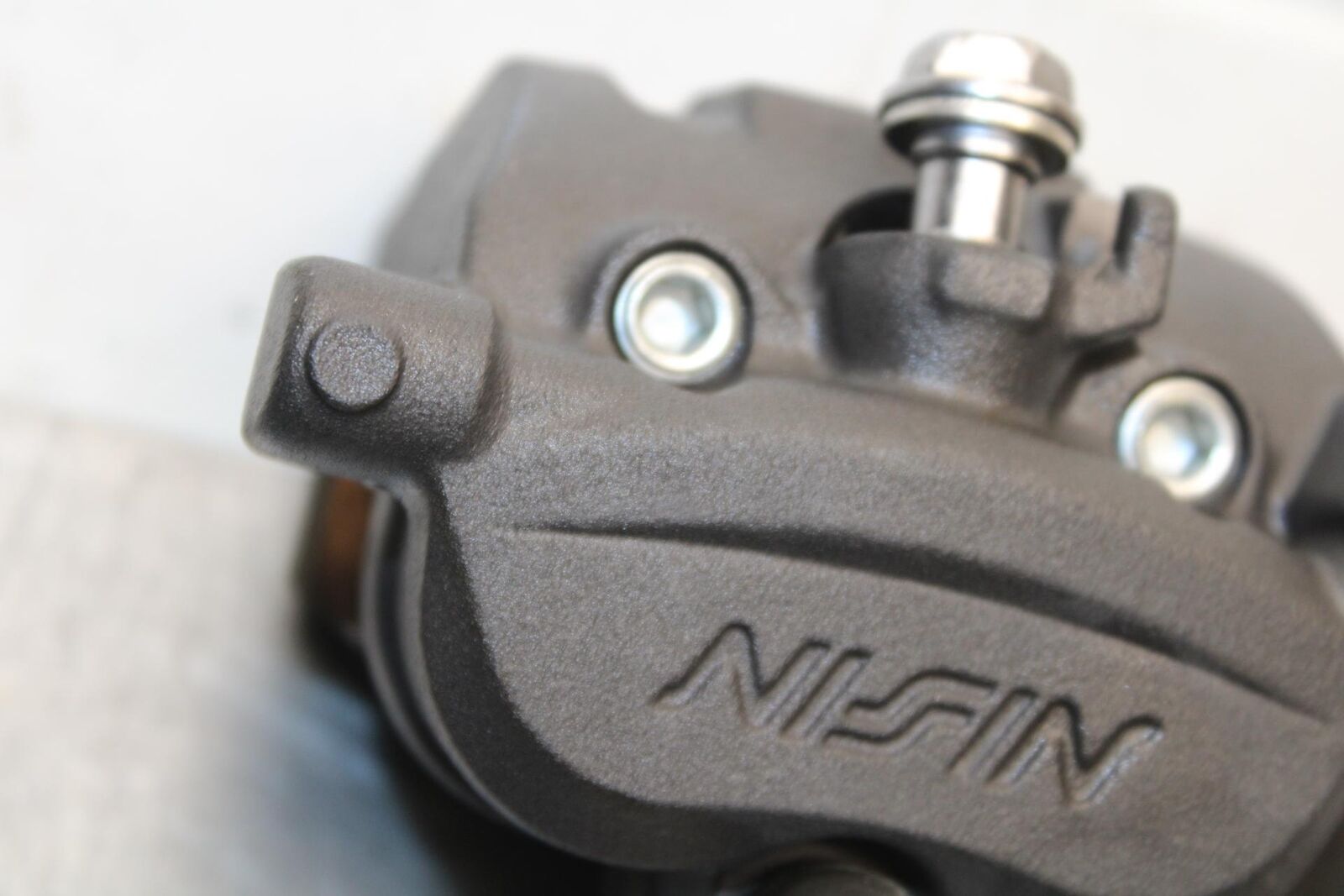 20 KAWASAKI Z400 ER400 ABS FRONT BRAKE CALIPER BB586