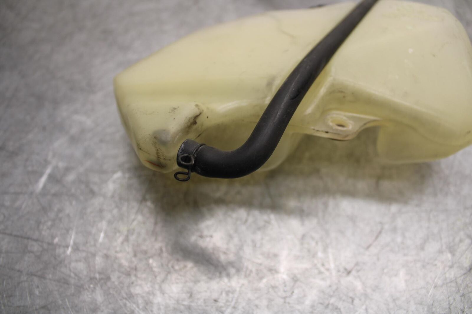 2009 Kawasaki Ninja ZX6R ZX600R COOLANT WATER TANK RESERVOIR BOTTLE BB548