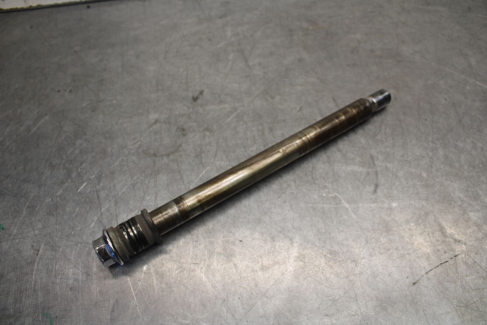 05-06 YAMAHA ROYAL STAR FRONT WHEEL RIM AXLE PIVOT BOLT BB697