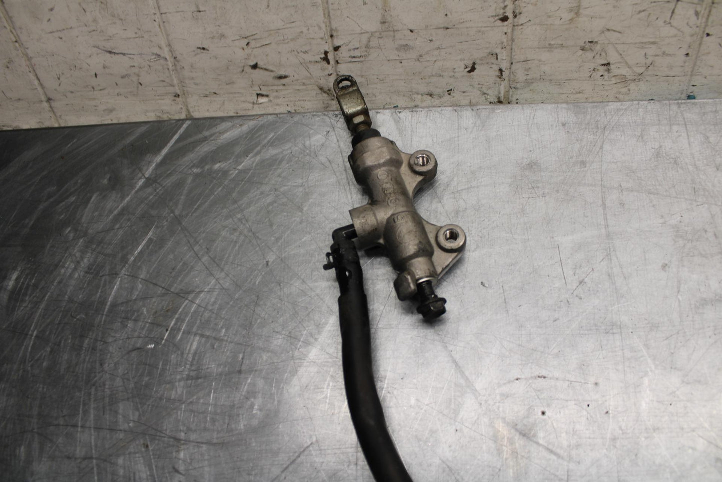 11-14 KAWASAKI VERSYS 650 LE 650C REAR  BRAKE MASTER CYLINDER W RESERVOIR  BB498