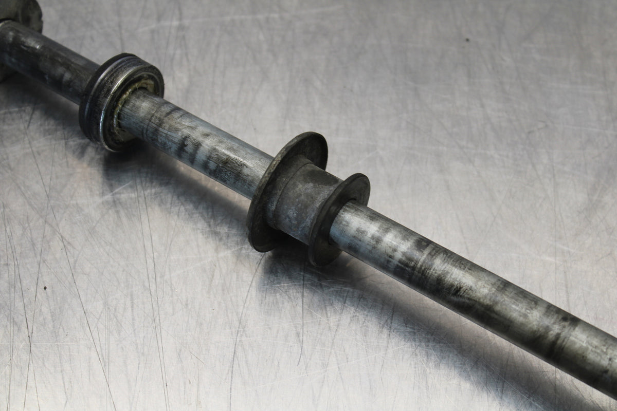 04-09 SUZUKI GS500F REAR AXLE BACK WHEEL RIM PIVOT BOLT AXEL BB165