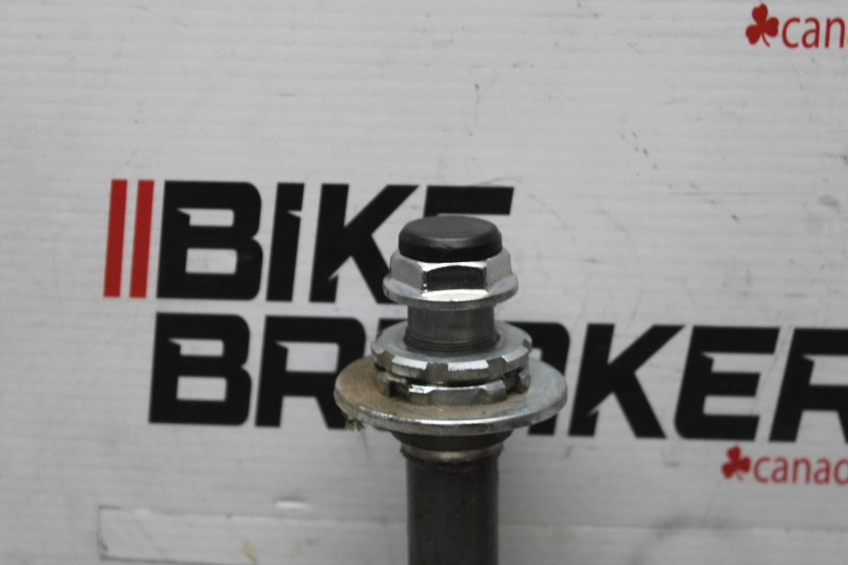98-05 HONDA SUPER HAWK 1000 VTR1000F FRONT CLAMP LOWER TRIPLE TREE STEM BB924