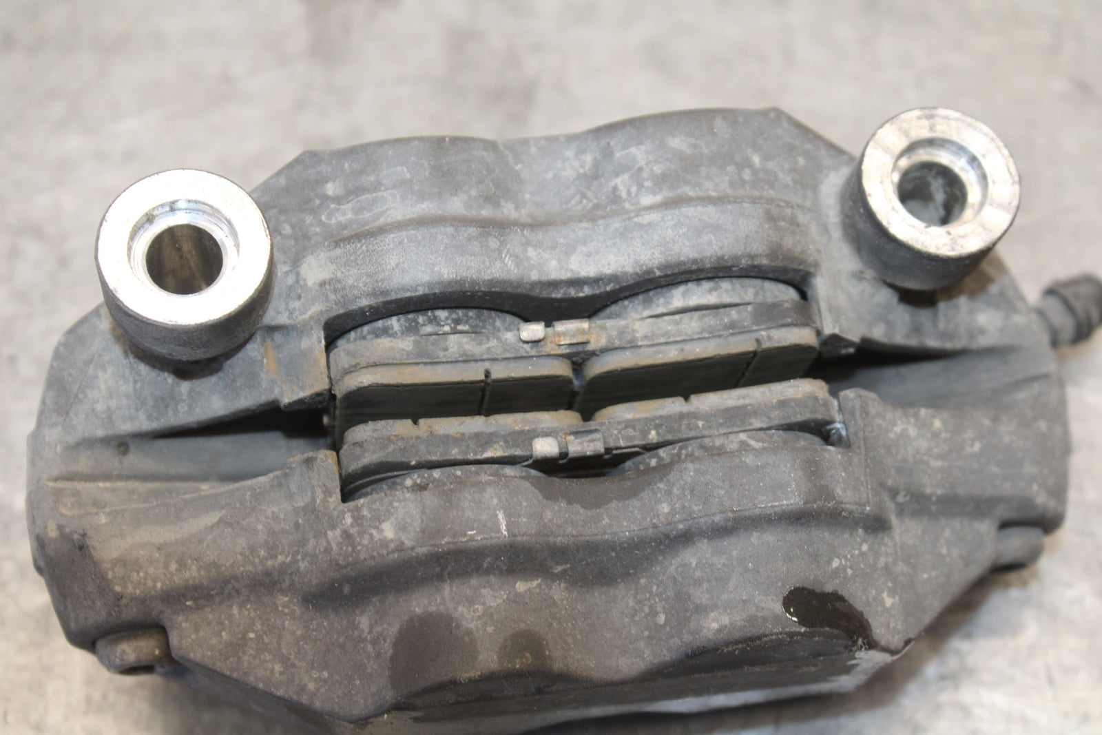 06-07 SUZUKI GSXR 600 RIGHT LEFT FRONT BRAKE CALIPER SET PAIR CALIPERS BB694