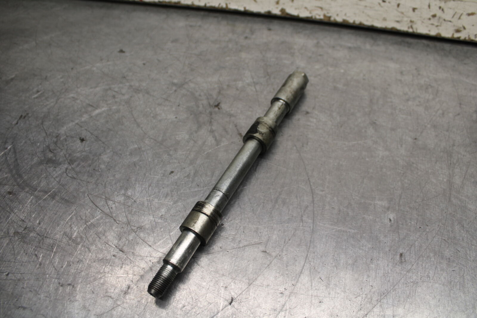 15-16 HONDA CB300F FRONT WHEEL RIM AXLE PIVOT BOLT BB740
