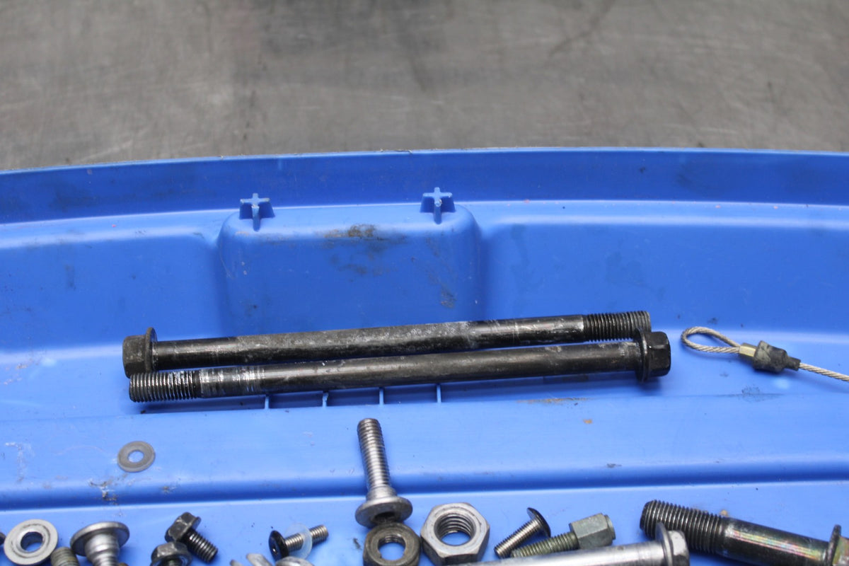 06 KAWASAKI NINJA 650 EX650 BOLTS HARDWARE MOTOR SCREWS BB823