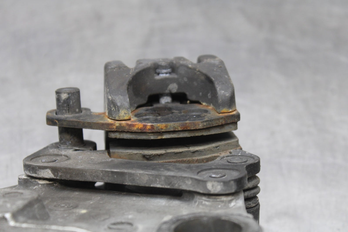 98 KAWASAKI NINJA ZX6 REAR BACK BRAKE CALIPER W MOUNT BRACKET BB870