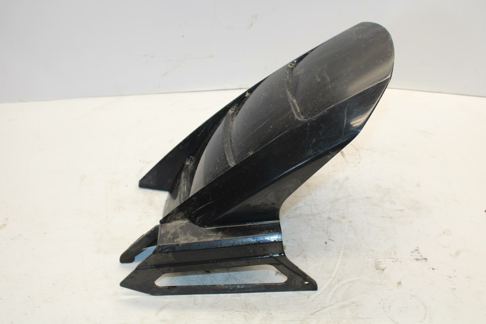 03 KAWASAKI NINJA ZX6RR ZX600K REAR BACK WHEEL TIRE HUGGER FENDER BB264