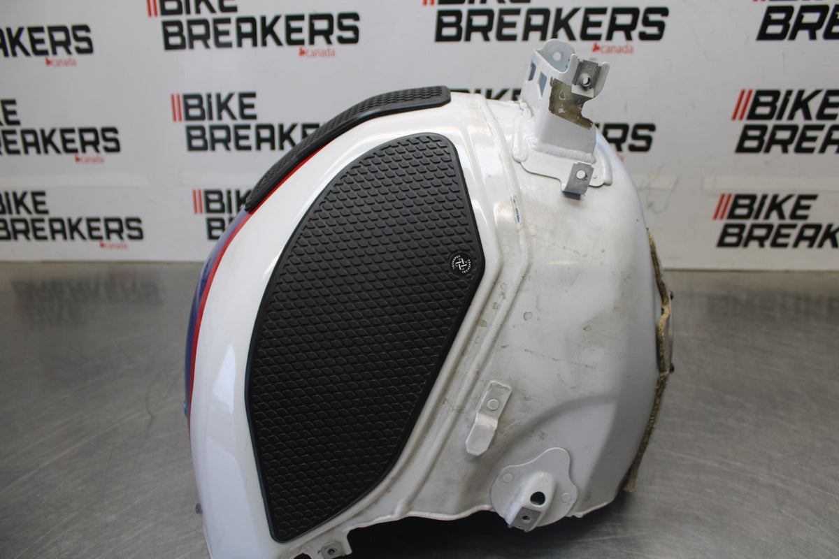17-20 BMW S1000R GAS TANK FUEL CELL PETROL RESERVOIR BB909