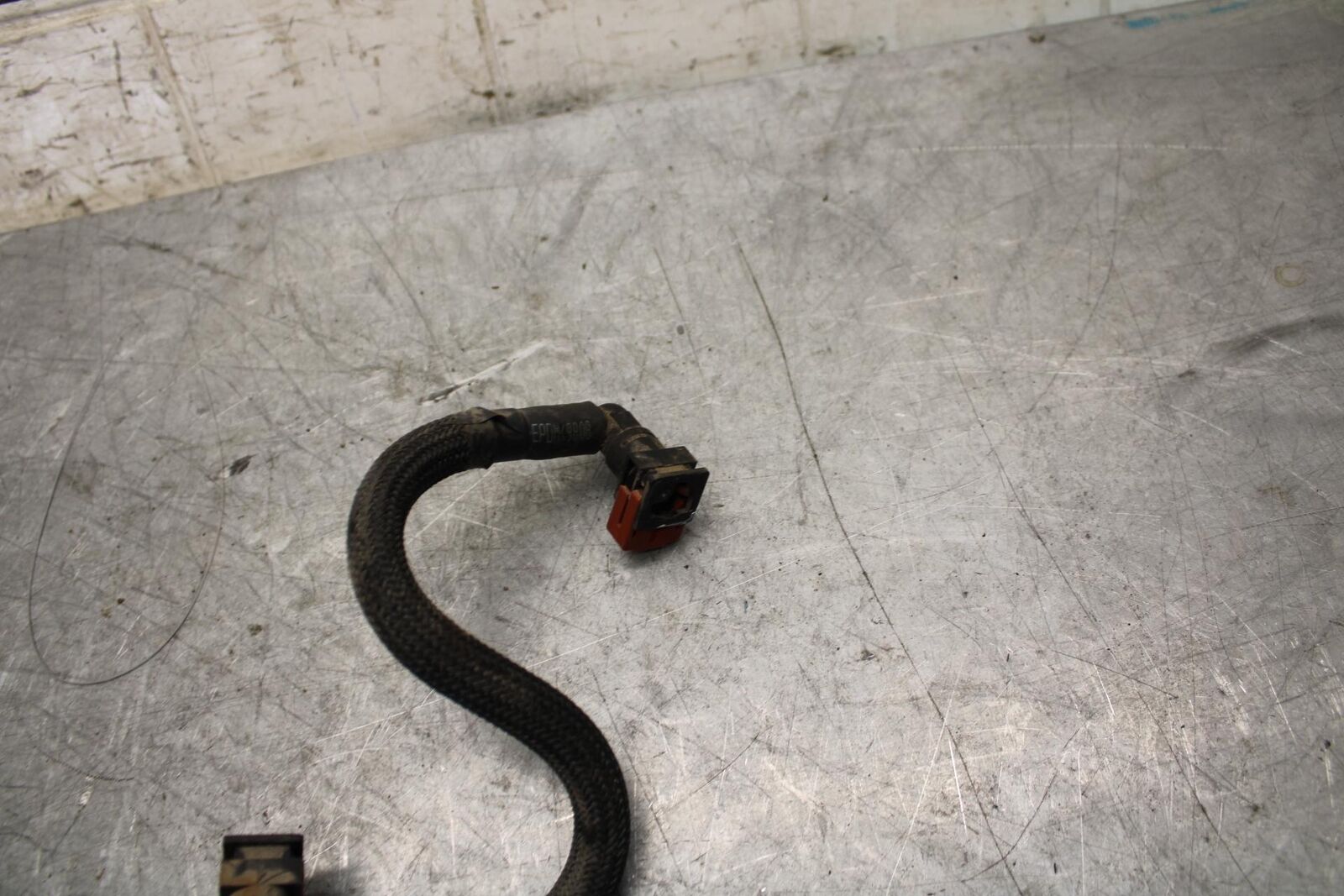 19-20 KAWASAKI NINJA ZX6R ZX636 FUEL HOSE GAS LINE TUBE PIPE BB528