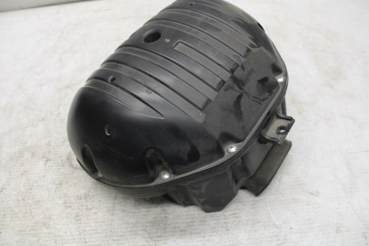 15-16 SUZUKI GSXS750 AIRBOX AIR INTAKE FILTER BOX BB374