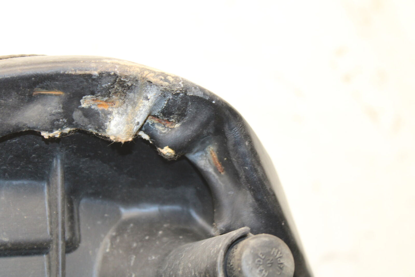 05-09 SUZUKI BOULEVARD C90 FRONT DRIVERS SEAT BB692