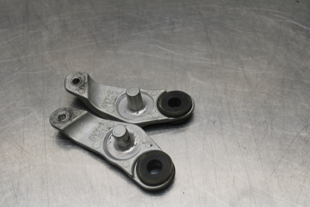 08-16 YAMAHA YZF R6 FRONT GAS TANK BRACKET MOUNT BB798
