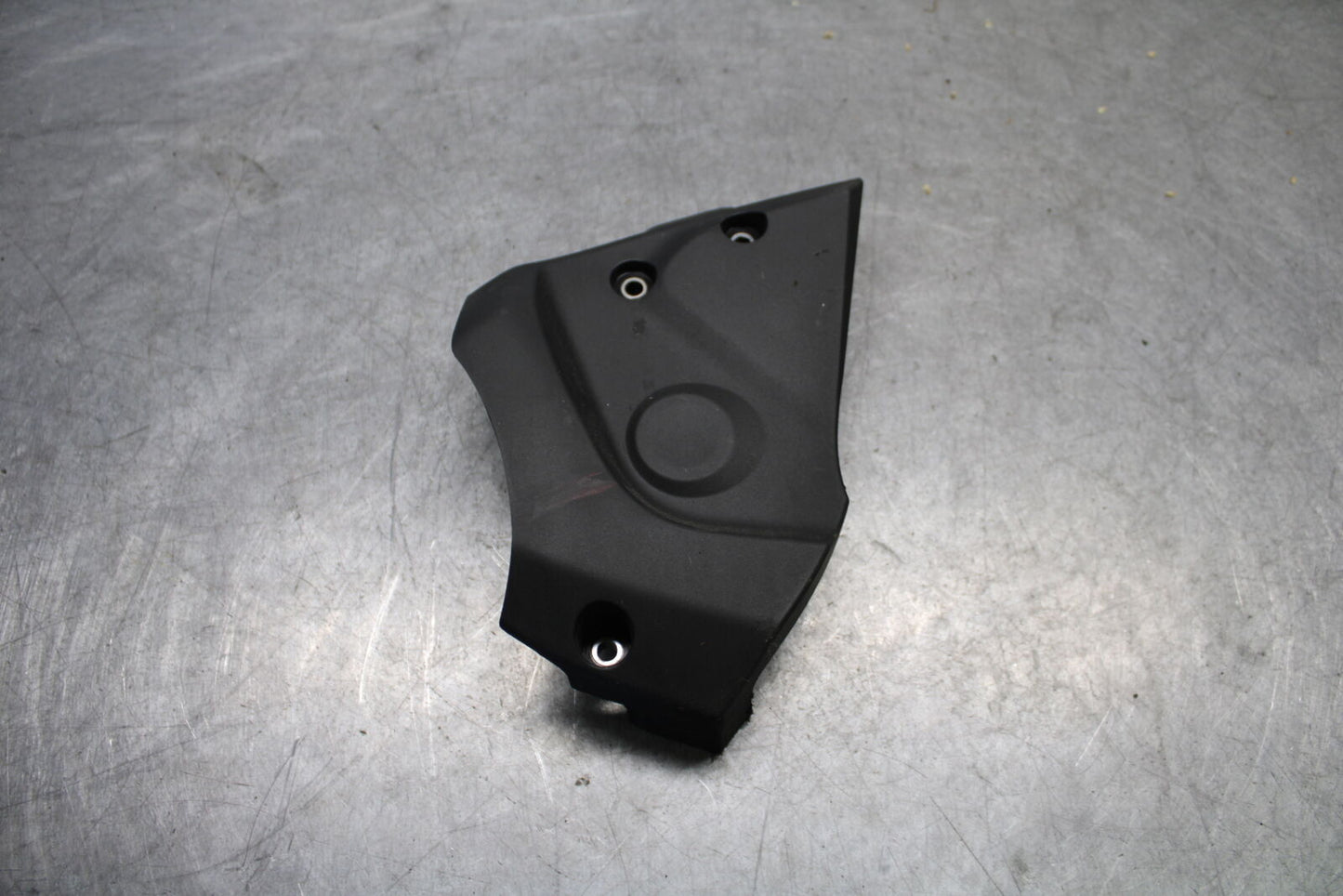18-24 YAMAHA MT-07 ENGINE SPROCKET COVER BB662