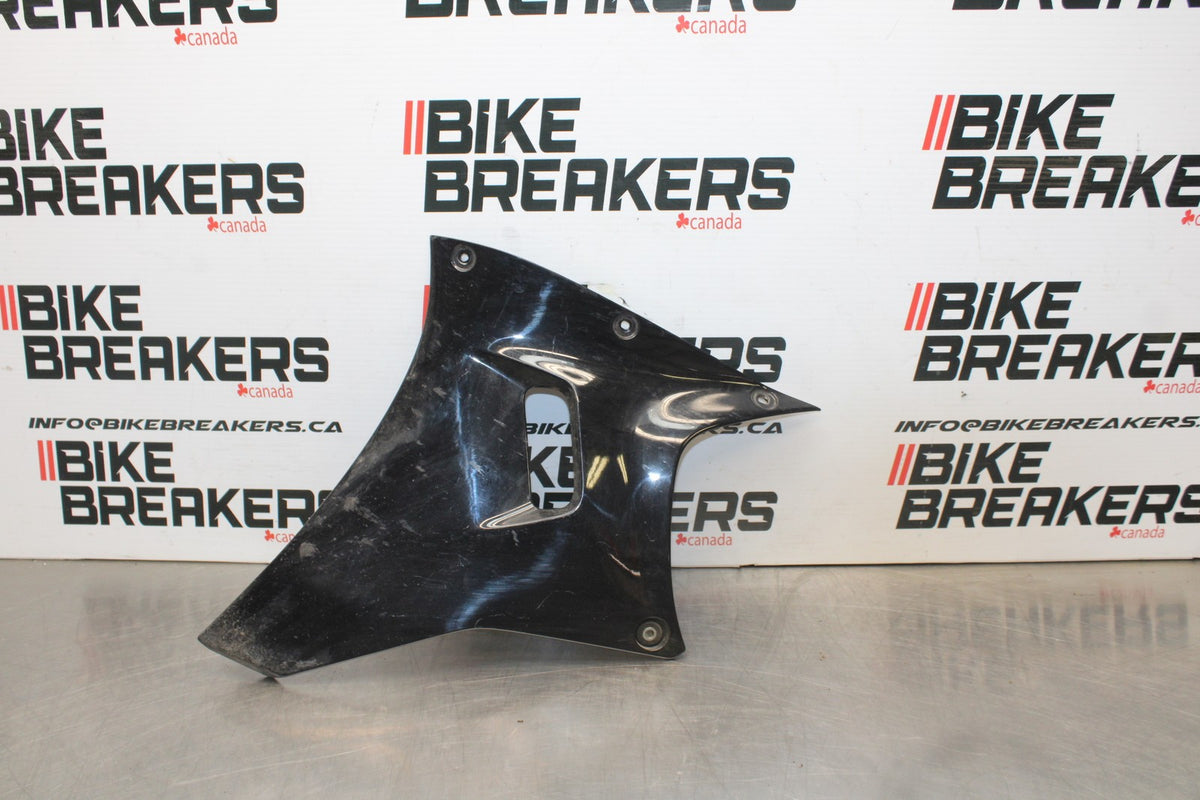 22-25 YAMAHA YZF R7 LOWER FRONT UPPER INNER HEADLIGHT COWL FAIRING BB00