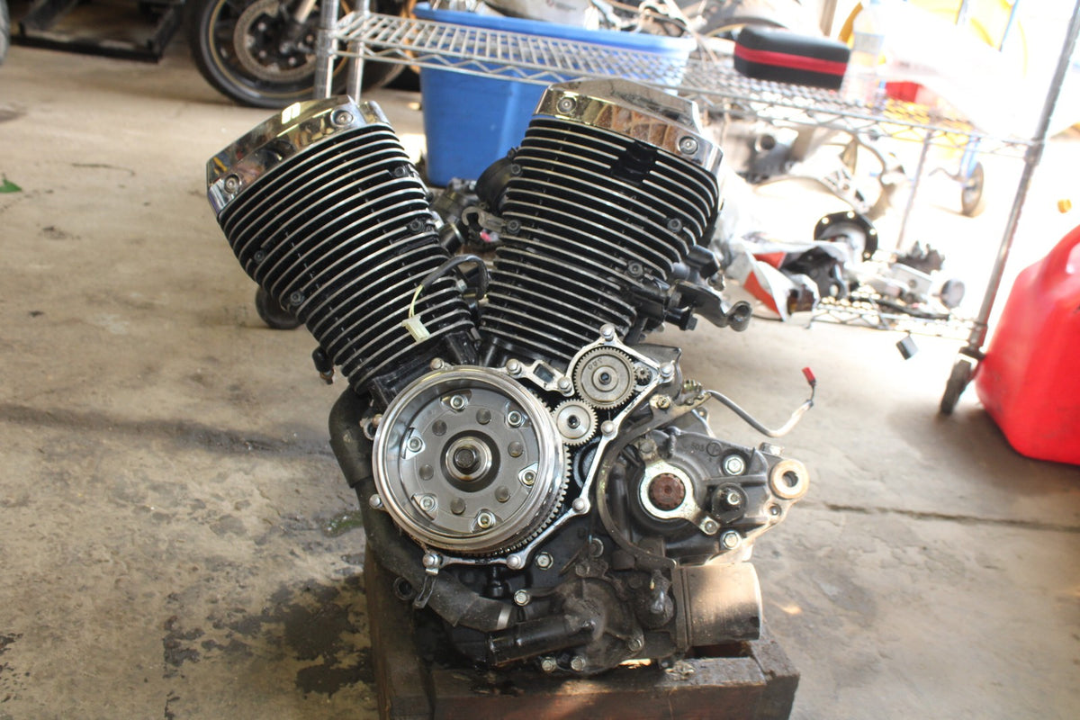 03 HONDA SHADOW SPIRIT 750 VT750DC ENGINE MOTOR BB907