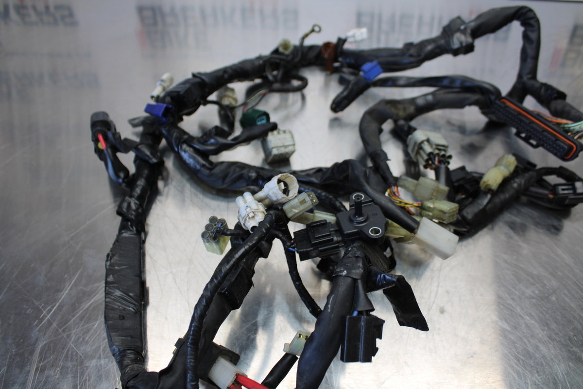 07 YAMAHA YZF R1 MAIN ENGINE WIRING HARNESS MOTOR WIRE LOOM BB120