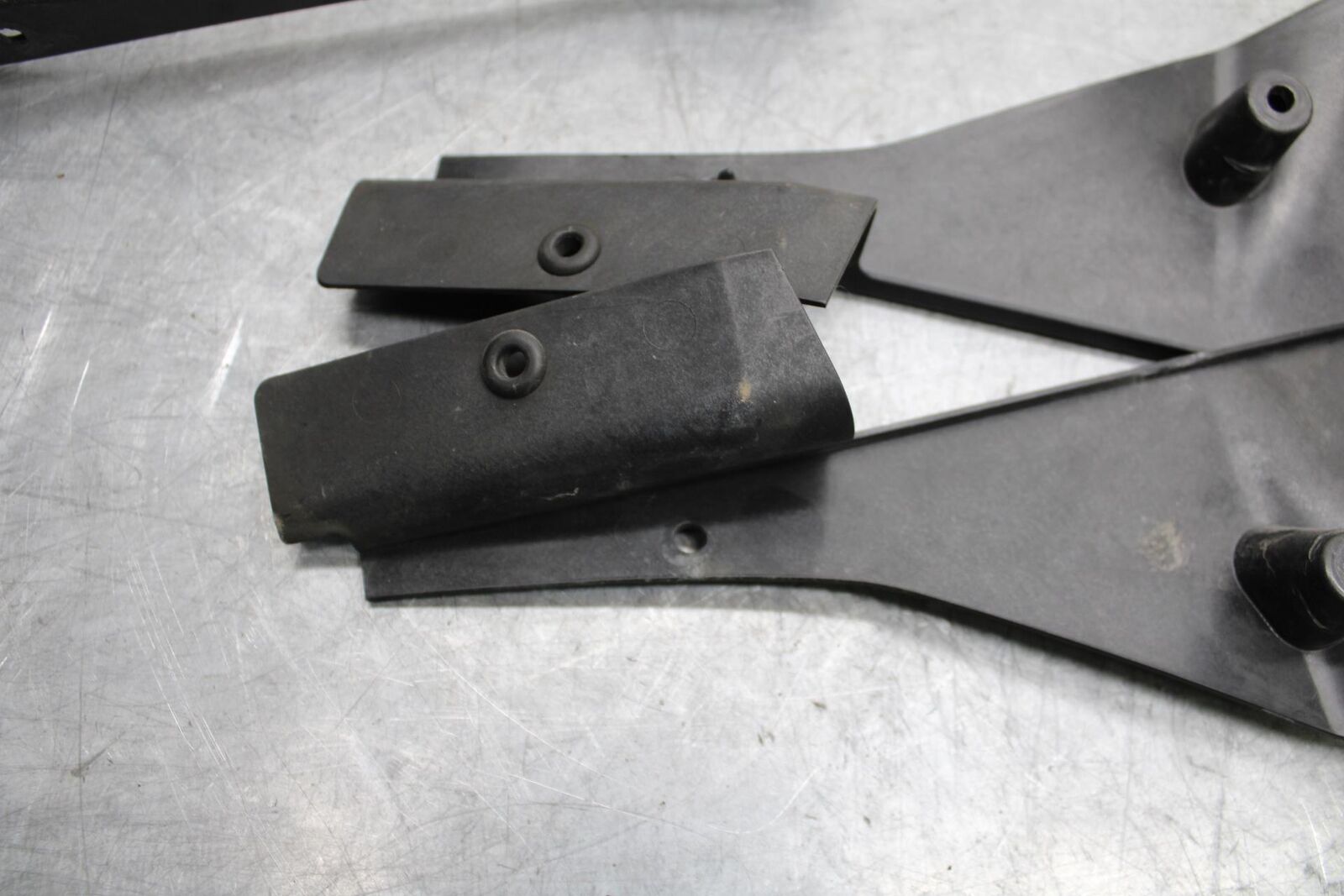 2009 Kawasaki Ninja ZX6R ZX600R  INNER FAIRINGS COWLS PANELS TRIMS BB548